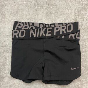 Nike Pro Women Size Medium Black Crossover Waistband Compression Shorts Dri-Fit